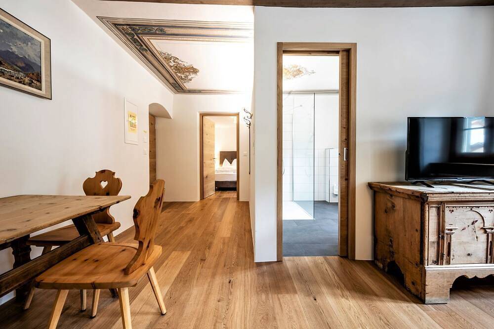 Hotel Münsterhof, (Müstair). in Müstair, Val Müstair