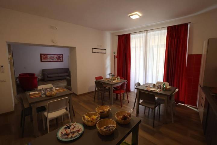 Maison d’hôte pour 6 personnes, avec balcon à Itri - 3