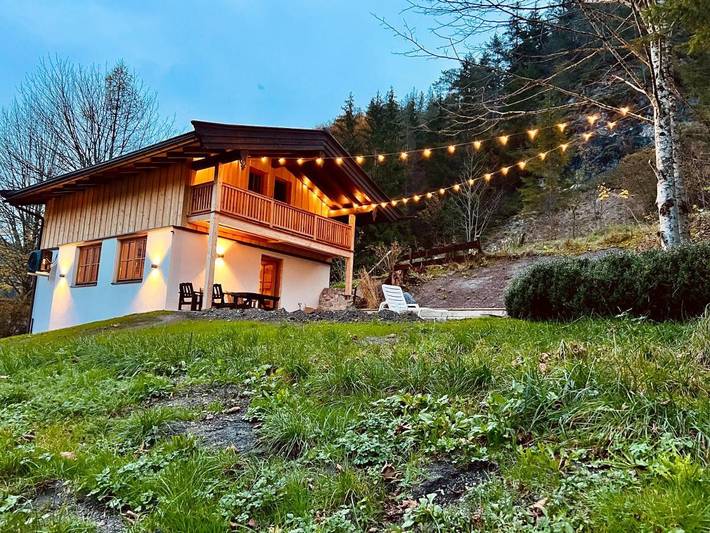 Ferienhaus für 4 Personen, mit Balkon und Terrasse sowie Garten und Ausblick
