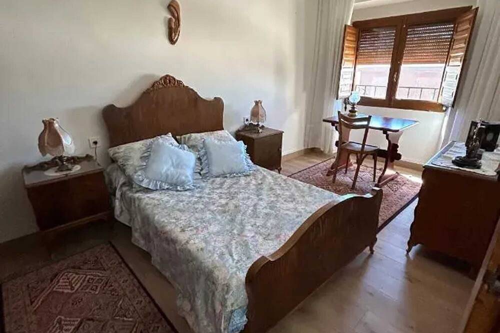 Homerez - Spacious House in Valdeande with Garden in Ribera del Duero, Valdeande