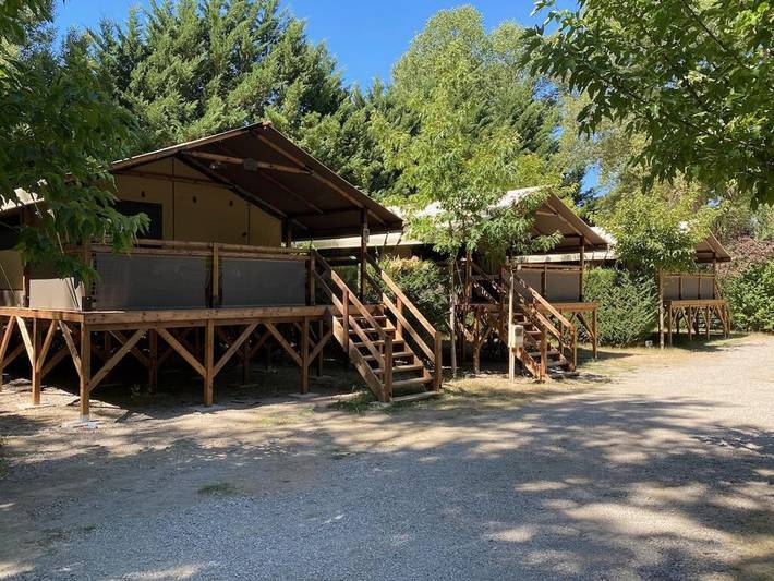 Camping for 5 people, with terrace and pool - 1