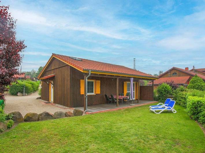 Ferienhaus für 6 Personen, mit Terrasse und Garten in Jabel - 2