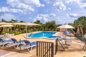 Holiday home in Muro, North Majorca für 10 