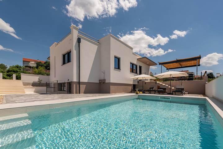 Villa für 6 Personen, mit Terrasse in Zadar (Kommun)
