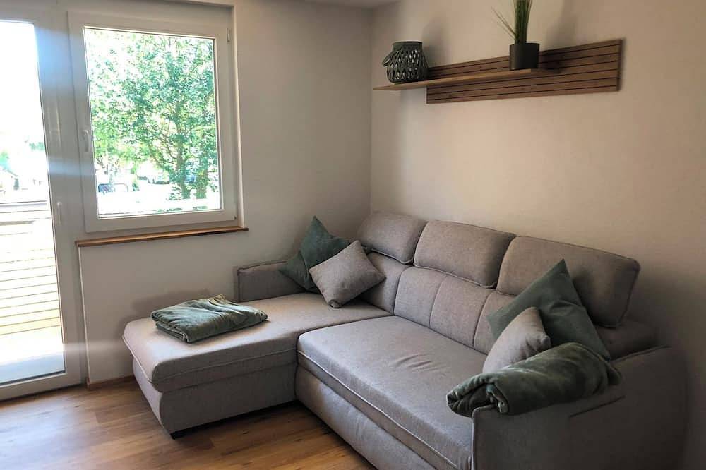 Ganze Wohnung, Ferienwohnung mit 65 qm, 2 Schlafzimmer, max. für 2 Erwachsene + 3 Kinder in Illmensee, Region Bodensee-Oberschwaben