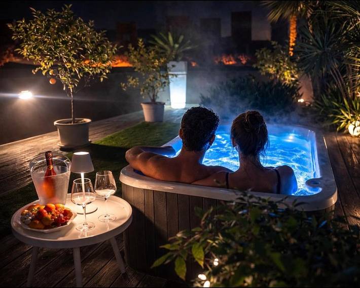 Gîte pour 2 personnes, avec piscine ainsi que jardin et vue à Montagnana - 2