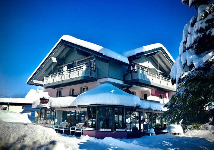 Ferienwohnung für 5 Personen, mit Balkon und Ausblick, mit Haustier in Bolsterlang