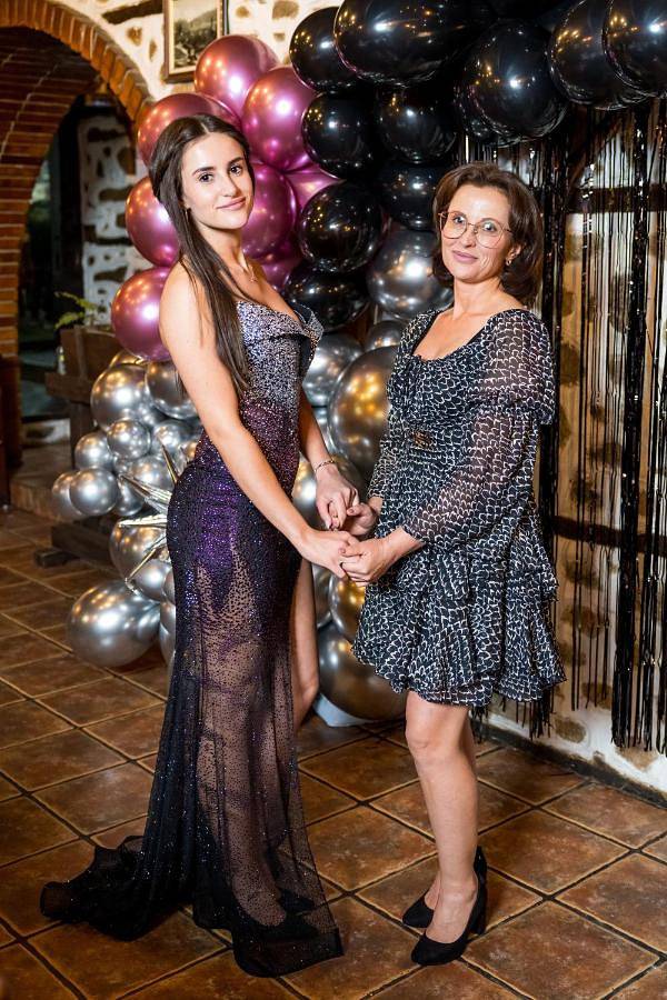 Location de vacances pour 12 personnes, avec jardin et vue, adapté aux familles dans Bansko - 4