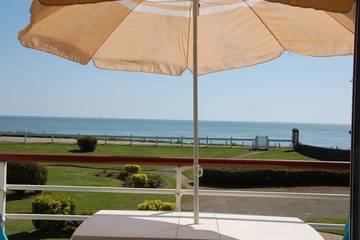 Gîte pour 2 personnes, avec balcon dans Plage Saint-Jacques