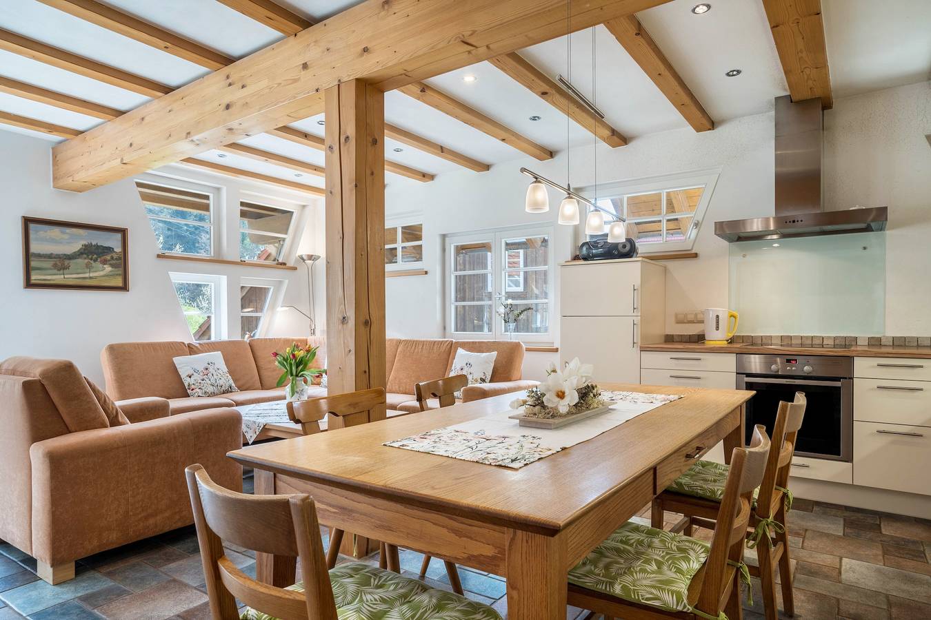 Ganze Wohnung, Ferienwohnung Heuduft" mit Gemeinschaftsgarten, Balkon und Wlan in Gengenbach, Mittlerer Schwarzwald