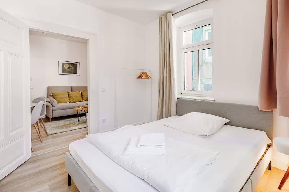 Ganze Wohnung, Altstadtwohnung - Neu in Kulmbach, Oberes Maintal - Coburger Land