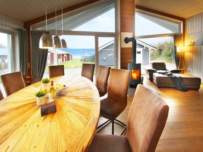 Ferienhaus für 10 Personen, mit Whirlpool und Terrasse sowie Garten und Sauna in Steinbergkirche - 3