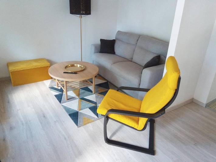 Location de vacances pour 3 personnes, avec terrasse à Lembras - 2