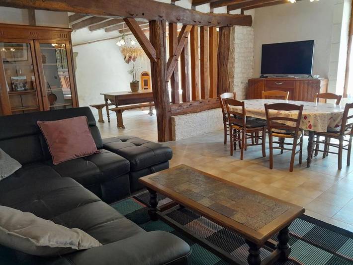Cottage pour 8 personnes, avec terrasse et jardin dans Pellevoisin
