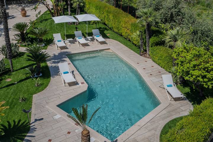 Location de vacances pour 10 personnes, avec jardin et jacuzzi à Vico Equense - 2