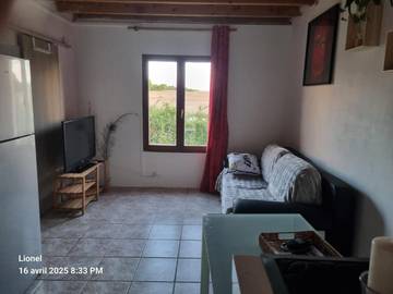 Gîte pour 4 personnes, avec jardin à Jupilles