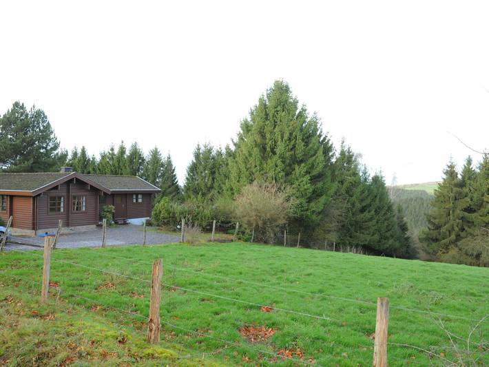 Location de vacances pour 8 personnes, avec sauna ainsi que jardin et jacuzzi, adapté aux familles à Rendeux - 2