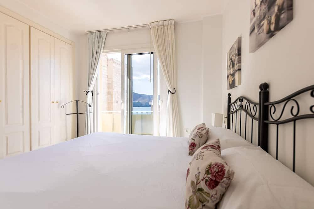 Entire apartment, Tijeritas Cool Sea Breeze in Los Cristianos, Arona
