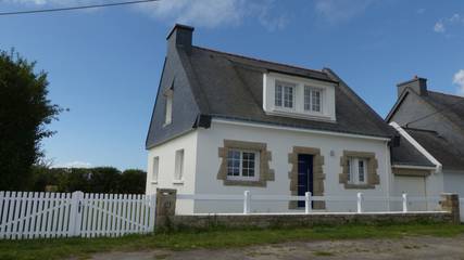 Location de vacances pour 8 personnes, avec jardin dans Kerhillio