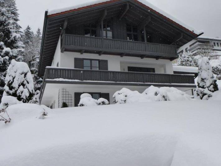 Ferienwohnung für 3 Personen, mit Seeblick und Ausblick sowie Garten und Terrasse am Schliersee