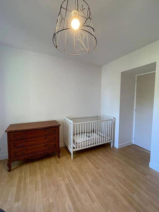 Two-Bedroom House in Grand-Fougeray, Région de Redon
