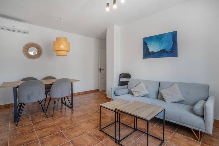 Hel lejlighed, Apartment 'Sol y Playa' with Wi-Fi in La Herradura, Almuñecar