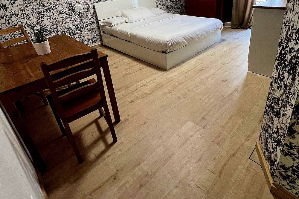 Entire apartment, Anna's Holiday House, practical apartment with all amenities, with pets allowed. in Pratola Peligna, L'Aquila Province