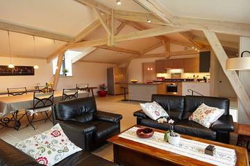 Gîte pour 2 personnes, avec jardin ainsi que jacuzzi et piscine dans le Lot