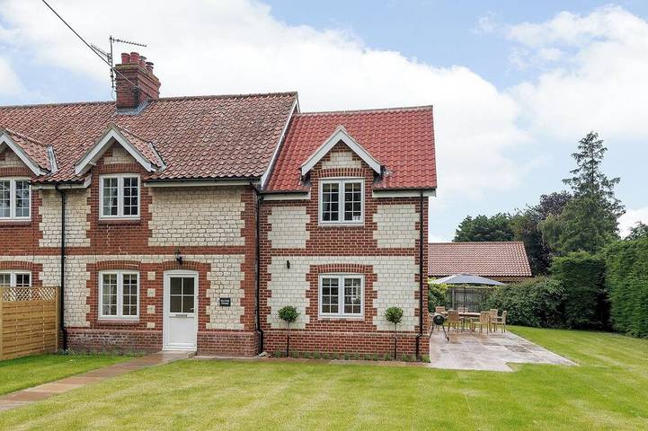 Cottage for 6 people, with balcony and garden, with pets in Thornham