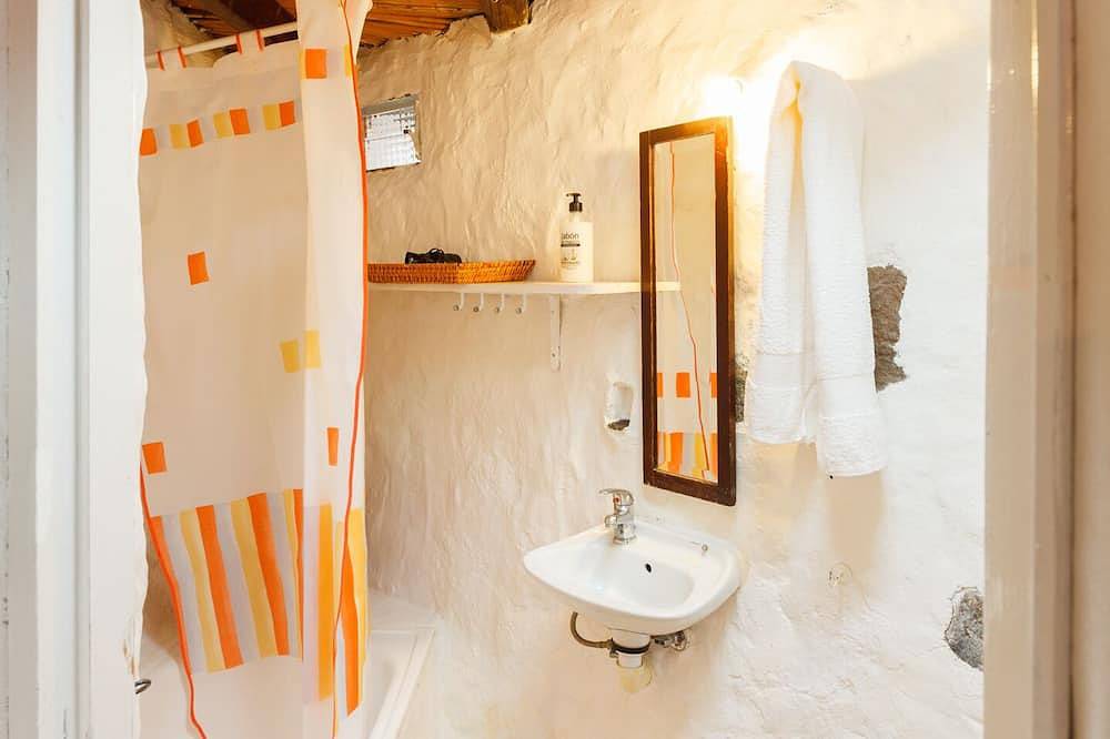 Casa La Pintora, strandnah, Garten, wandern im Naturpark, max. 2Personen +1Kind in El Risco, Agaete