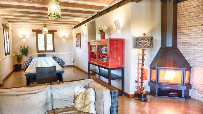 Chalet para 16 personas, con jardín y jacuzzi además de piscina y terraza en Sierra Norte de Guadalajara - 4