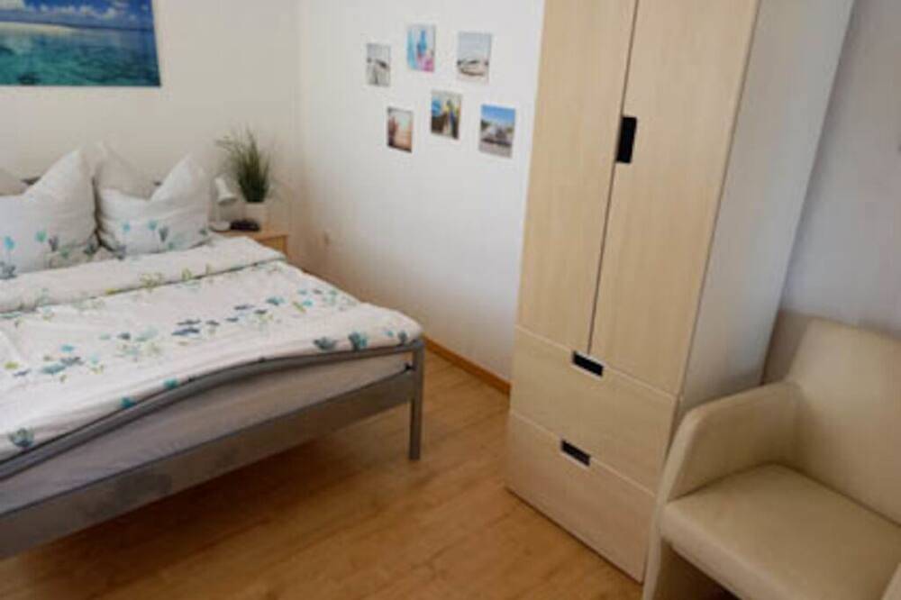 Ganze Wohnung, Ferienwohnung Köln direkt am Rhein in Köln, Rheinland