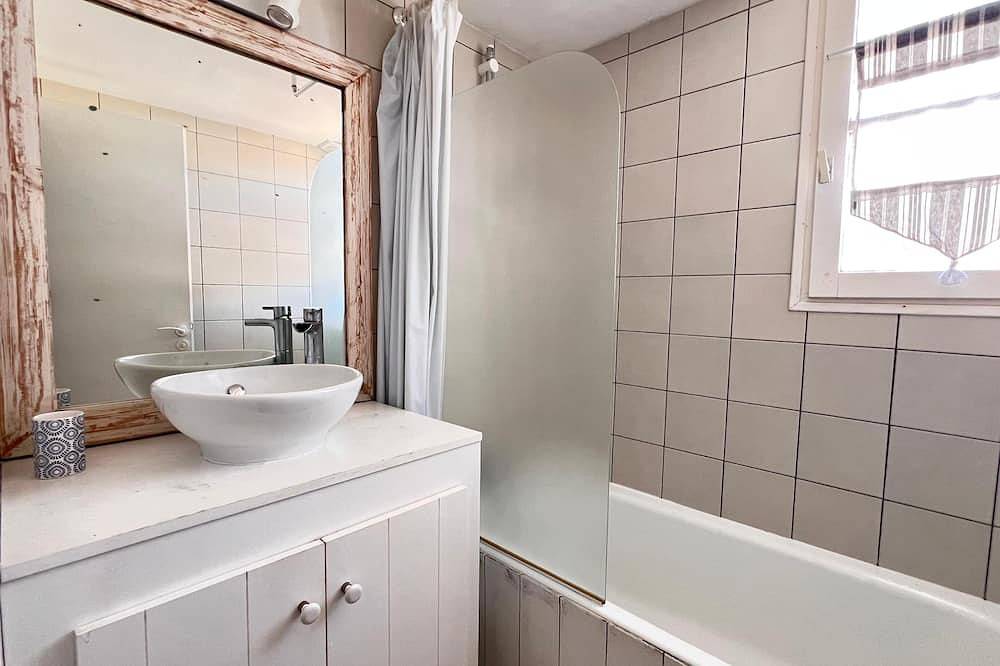 Apartamento entero, Apartment Liseron with terace in Saint-Martin-de-Ré, Isla de Ré