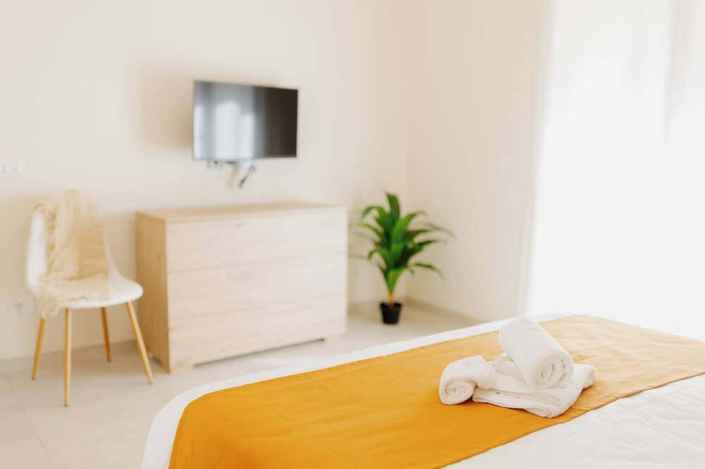 Comfort and Relaxation with small exclusive terrace! in Mazara del Vallo, Province de Trapani