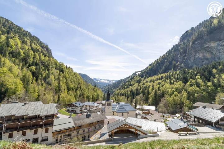 Gîte pour 4 personnes, avec Terrasse à La Giettaz - 2