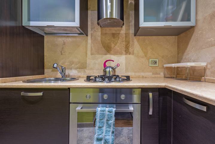 Ganze Wohnung, Ferienwohnung für 2 Personen mit Balkon/Terrasse in Castello (Cagliari), Cagliari