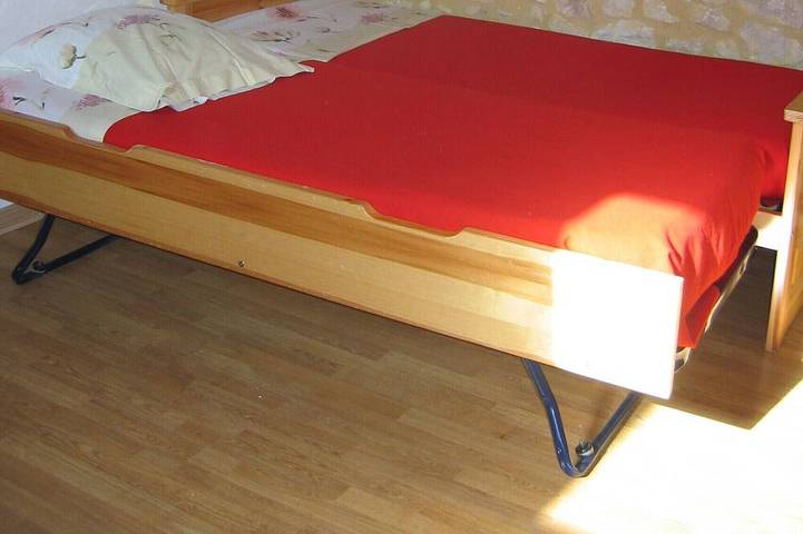 Gîte pour 12 personnes, avec jardin à Cussay - 3