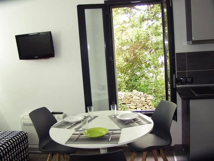 Gîte pour 3 personnes, avec vue et jardin, animaux acceptés à Boissières - 4