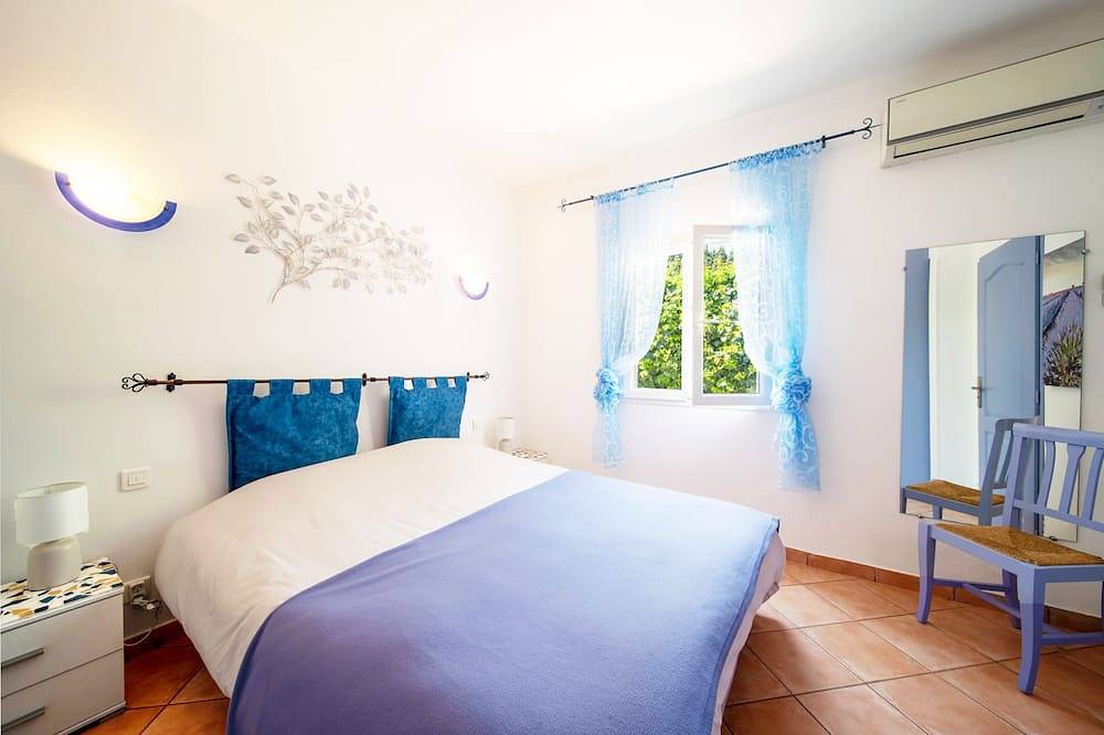 Villa La Cigalette - Gaia's Villas, villa avec piscine, plage à pied, vue mer in Théoule-sur-Mer, Massif de l'Esterel