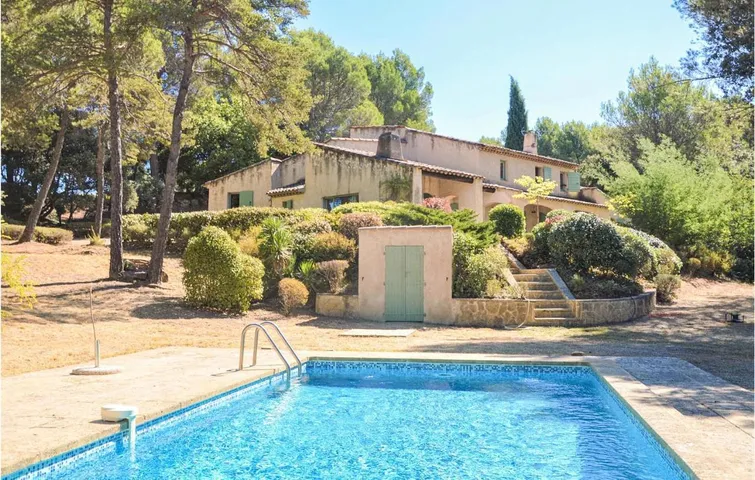 Chalet para 9 personas, con jardín además de piscina y vistas - 1