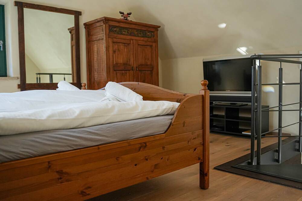 Ganze Wohnung, Remark Studios: Studio-Apartment Seehaus in Burgwedel, Hannover und Umgebung
