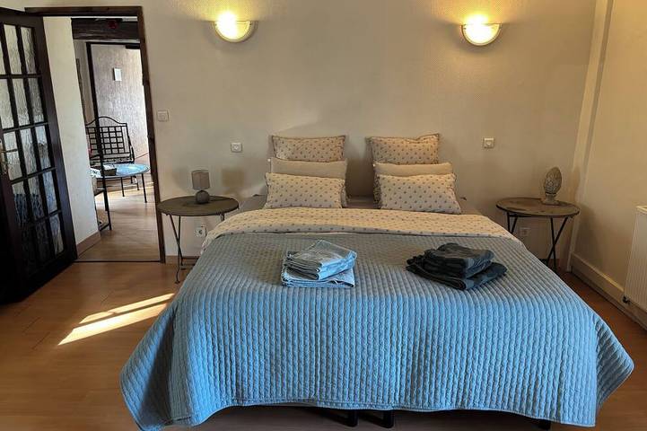 Location de vacances pour 2 personnes, avec piscine à Saint-Martin-des-Fontaines - 2