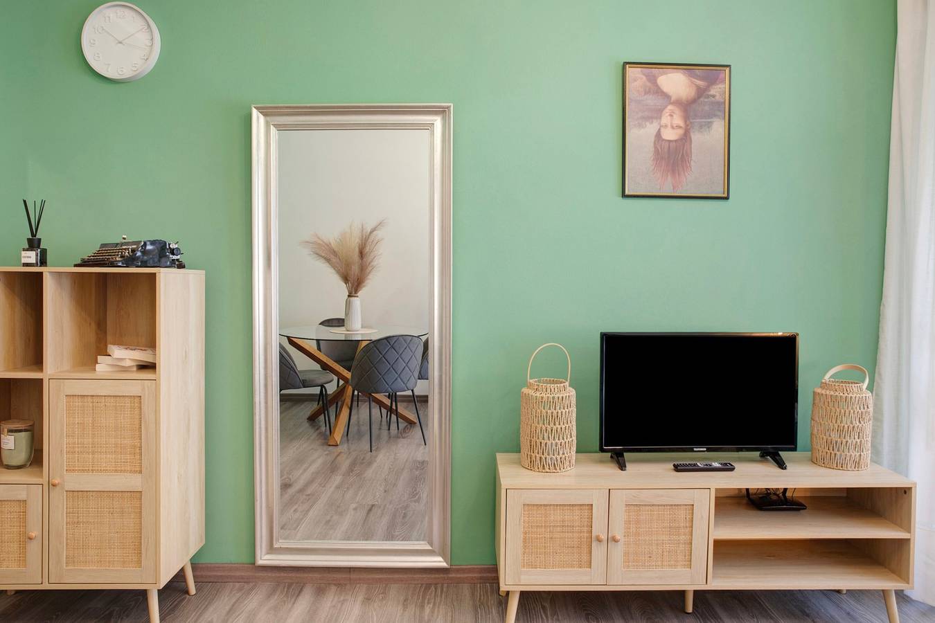 Entire apartment, Apartment 'Rifugio Di Sebi' with Mountain View, Wi-Fi and Air Conditioning in Morbegno (Village), Morbegno