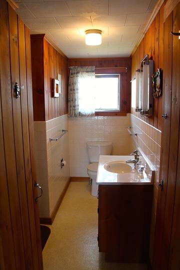 Log Cabin for 6 Guests in Meredith (NH), Lake Winnipesaukee, Picture 4