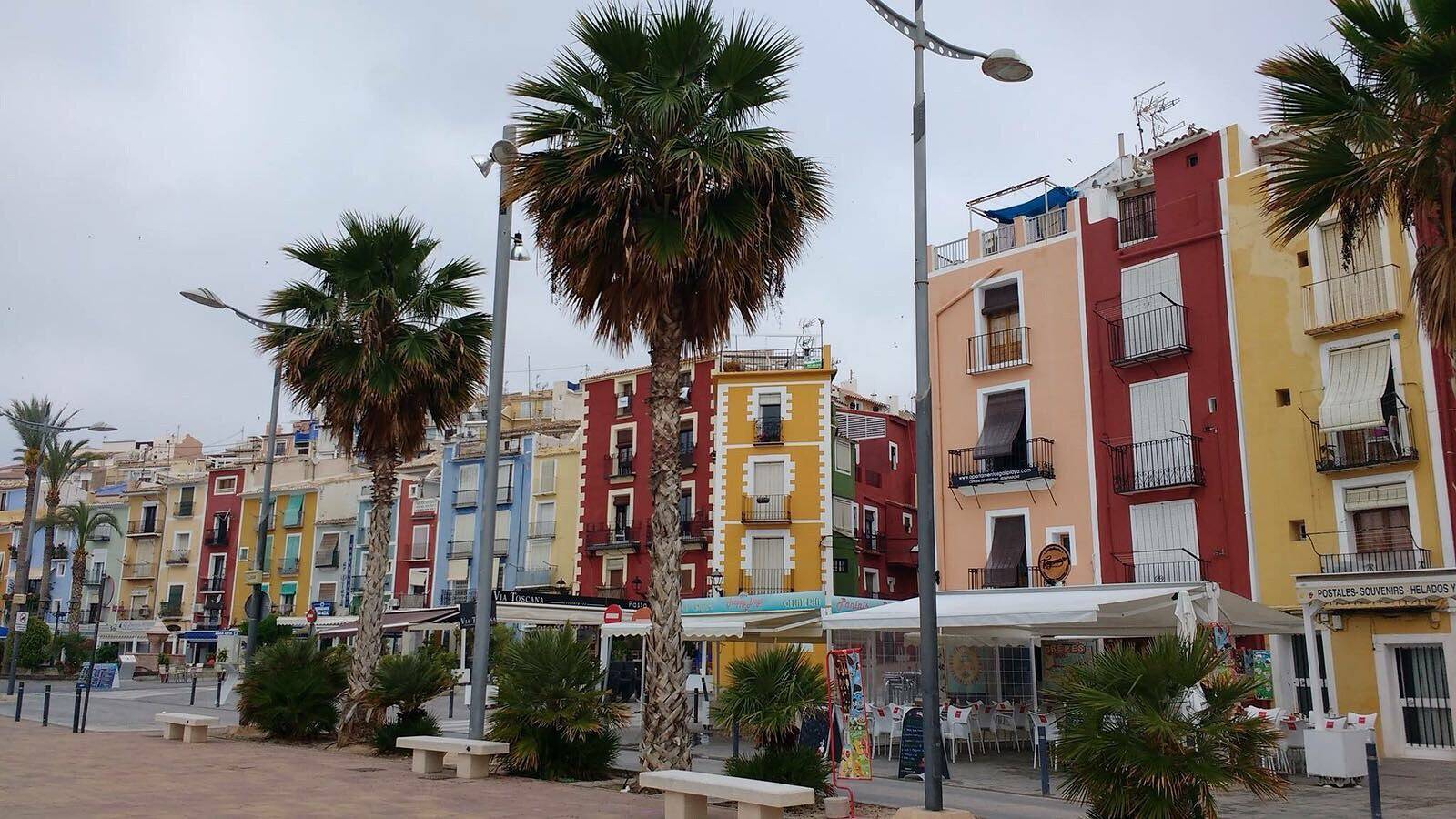 Apartamento entero, Apartamento 'Ibicenco Villajoyosa' con vistas al mar, Wi-Fi y aire acondicionado in Villajoyosa, Costa Blanca