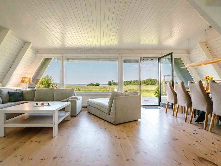 Ferienhaus für 8 Personen, mit Terrasse und Garten sowie Sauna in Brodersby an der Schlei