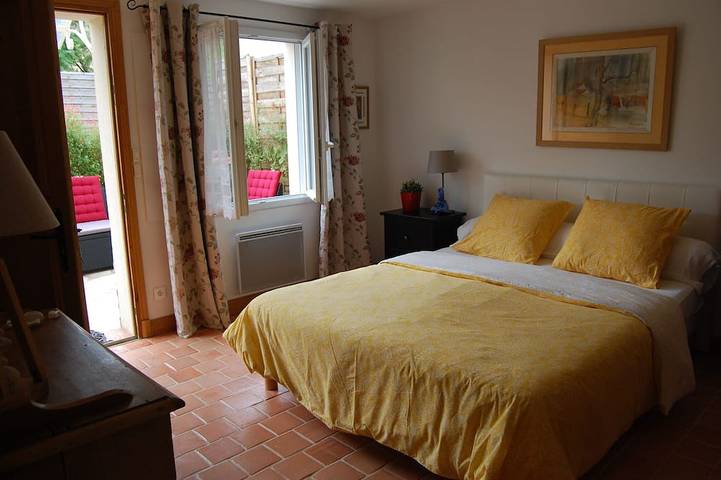 Appartement de vacances pour 3 personnes, avec Terrasse et Jardin dans Yvelines - 2