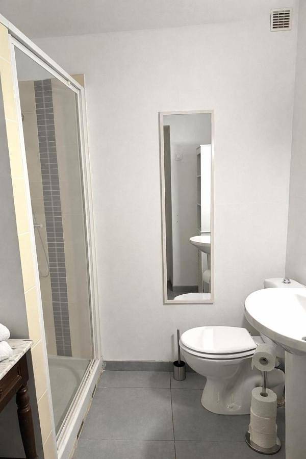 Location de vacances pour 4 personnes, avec terrasse et jardin à Serriera - 2