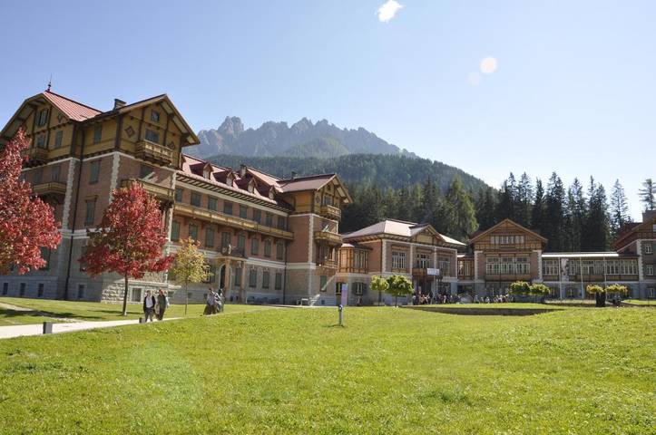 Gîte pour 2 personnes, avec jardin et vue à Dobbiaco - 3
