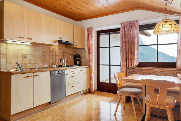 Ganze Wohnung, Apartment 'Schönblick' mit Bergblick, Gemeinschaftspool und Wlan in Seis am Schlern, Kastelruth